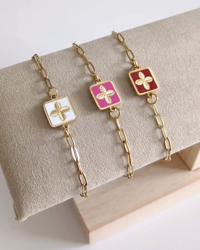 Bracelets motif floral