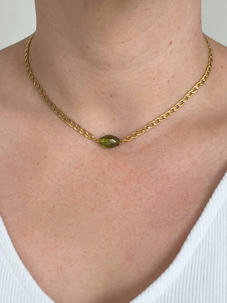 Collier Olivia